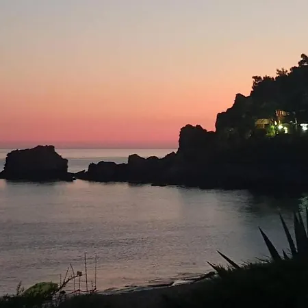 Beachfront Aa1g * Glyfada (Corfu)